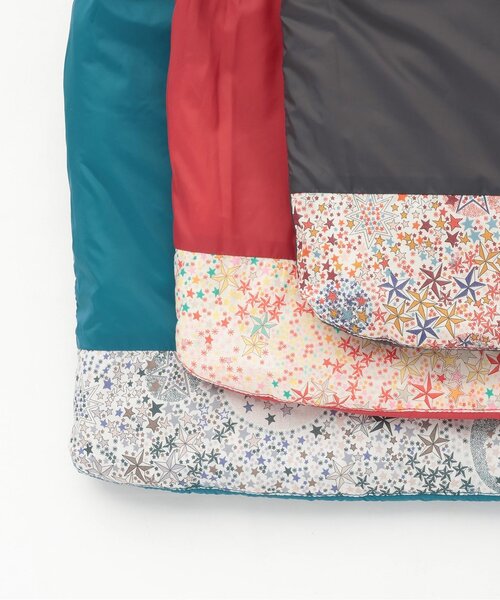 sense of wonder（センスオブワンダー）の「リバティアデラジャ星刺しゅうベスト（ベスト・キッズ・レンガ/ブルー/チャコール・110cm/120cm/80ｃｍ/90cm/100cm）」の9枚目の写真