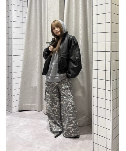 LAGUA GEM(ラグアジェム)の「OVER CRASH HOODIE トップス(パーカー・レディース・バーガンディー/杢グレー/ブラック・FREE)」の17枚目の写真