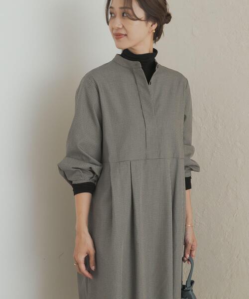 URBAN RESEARCH DOORS(アーバンリサーチドアーズ)の「『UR TECH』チェック柄バルーンスリーブワンピース(ワンピース・レディース・グレー系その他/ブラウン系その他/ブルー系その他・MEDIUM)」の2枚目の写真