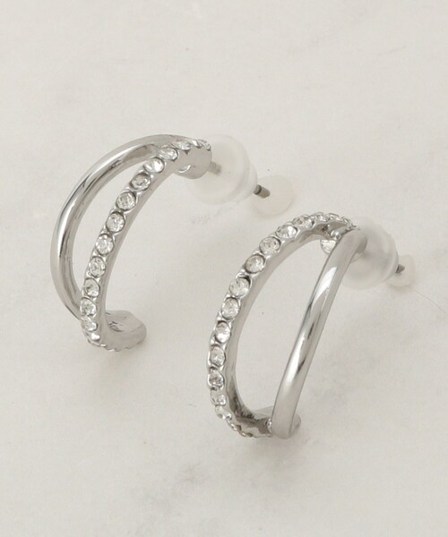 SHOO・LA・RUE（シューラルー）の「【セレモニー】ピアス＆イヤリング（ピアス（両耳用）・レディース・ゴールド系その他/シルバー系/ゴールド系/ゴールド系その他2/シルバー系1/ゴールド系1・00）」の2枚目の写真