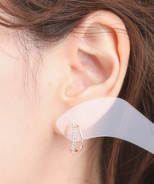 SHOO・LA・RUE（シューラルー）の「【セレモニー】ピアス＆イヤリング（ピアス（両耳用）・レディース・ゴールド系その他/シルバー系/ゴールド系/ゴールド系その他2/シルバー系1/ゴールド系1・00）」の8枚目の写真
