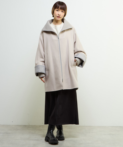 SOFFITTO(ソフィット)の「【nota della mano sinistra(ノータ デラ マノ シニストラ)】ドルマンファスナーハイネックコート(その他アウター・レディース・ベージュ/ブラック・FREE)」の2枚目の写真