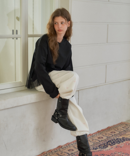 RONRON(ロンロン)の「RIBBON PATTERN WIDE DENIM PANTS WHITE(デニムパンツ・レディース・その他・SMALL/MEDIUM)」の5枚目の写真