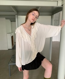 LONSLAN（ロンスラン）の「【LONSLAN】Vネックラッフルトップス CHLONW25a023（Tシャツ/カットソー）」