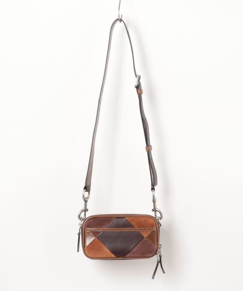 MARC JACOBS(マークジェイコブス)の「THE SNAPSHOTSUEDE PATCHWORK SNAPSHOT/ザ スエード パッチワーク スナップショット(ショルダーバッグ・レディース・ブラウン系その他・ONE SIZE)」の9枚目の写真