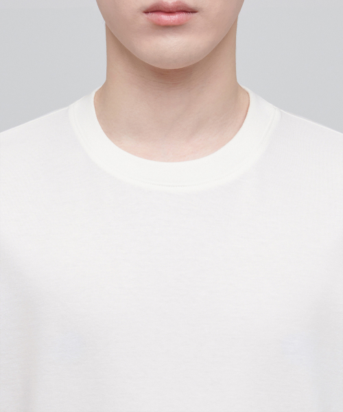 MUSINSA STANDARD（ムシンサスタンダード）の「[クールタンダード] クルーネック長袖Tシャツ [クリーム]（Tシャツ/カットソー・メンズ・その他・XX-LARGE/XXX-LARGE/SMALL/MEDIUM/LARGE/X-LARGE）」の3枚目の写真