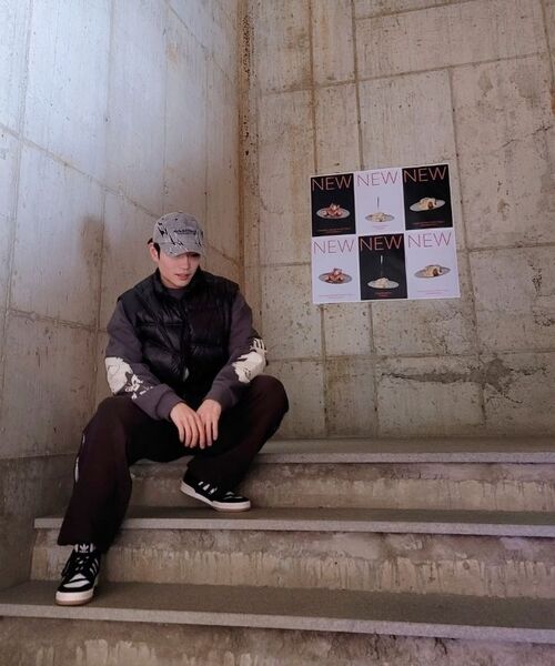 NOMANUAL(NOMANUAL)の「TRACK DUCK DOWN VEST - GLOSSY BLACK(ダウンベスト・レディース・その他・LARGE)」の19枚目の写真