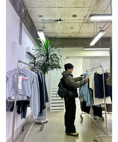 NOMANUAL(NOMANUAL)の「TRACK DUCK DOWN VEST - GLOSSY BLACK(ダウンベスト・レディース・その他・LARGE)」の6枚目の写真