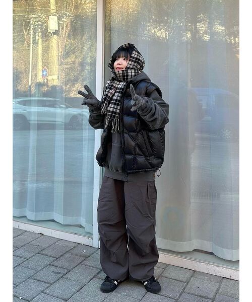 NOMANUAL(NOMANUAL)の「TRACK DUCK DOWN VEST - GLOSSY BLACK(ダウンベスト・レディース・その他・LARGE)」の2枚目の写真