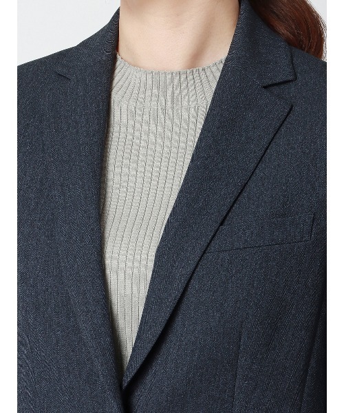 SUIT SQUARE（スーツスクエア）の「ジャケット ウォッシャブル ストレッチ 防シワ ウールライクポリエステル ヘリンボーン（テーラードジャケット・レディース・ネイビー・42(13号)/40(11号)/38(9号)/36(7号)）」の8枚目の写真