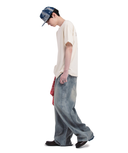 DEFGARMENTS(デフグラメンツ)の「FEATHER DEVIL T-SHIRTS(Tシャツ/カットソー・レディース・アイボリー・MEDIUM/LARGE)」の5枚目の写真