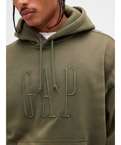 GAP(ギャップ)の「ヴィンテージソフト オーバーサイズ GAPロゴパーカー(パーカー・メンズ・カーキ/ブラック/キャメル・XL/L/M/S/XS)」の2枚目の写真