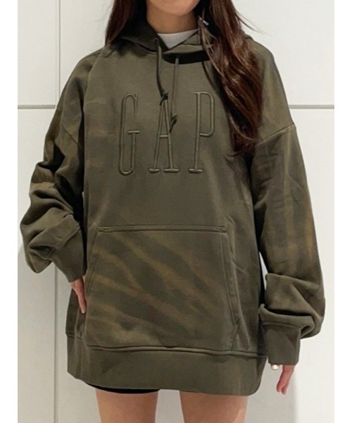GAP(ギャップ)の「ヴィンテージソフト オーバーサイズ GAPロゴパーカー(パーカー・メンズ・カーキ/ブラック/キャメル・XL/L/M/S/XS)」の18枚目の写真