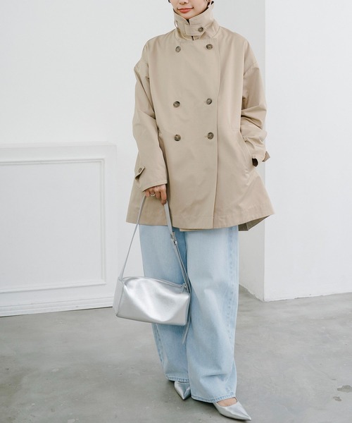 Emma Taylor(エマテイラー)の「バックフレアミドルトレンチコート(トレンチコート・レディース・ブラック/ベージュ・FREE)」の15枚目の写真