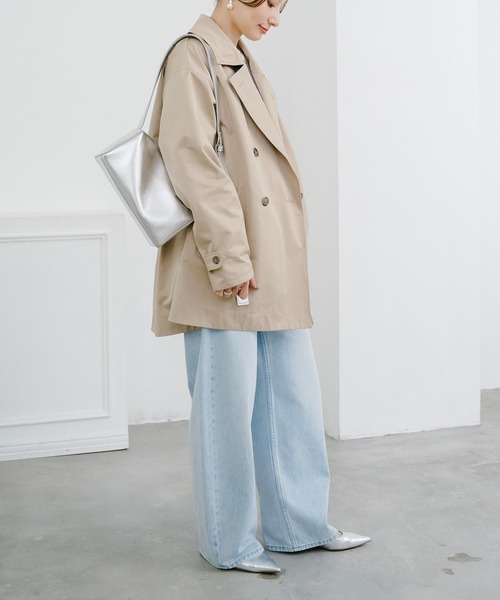 Emma Taylor(エマテイラー)の「バックフレアミドルトレンチコート(トレンチコート・レディース・ブラック/ベージュ・FREE)」の17枚目の写真