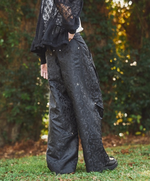 CASPER JOHN（キャスパージョン）の「Paisley tuck pants/ペイズリータックパンツ（その他パンツ・メンズ・グレー/ブラック・LARGE/MEDIUM/SMALL/X-SMALL）」の5枚目の写真