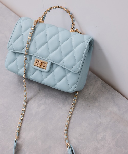 VIS（ビス）の「チェーンハンドルキルティングショルダーバッグ/2WAY・一部WEB限定カラー（ショルダーバッグ・レディース・オフホワイト/ブラック/サックスブルー/ピンク・FREE）」の14枚目の写真