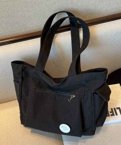 SallyLunn(サリーラン)の「マルチポケットショルダートートバッグ(ショルダーバッグ・レディース・ブラック/グリーン/ホワイト/ベージュ・FREE)」の12枚目の写真