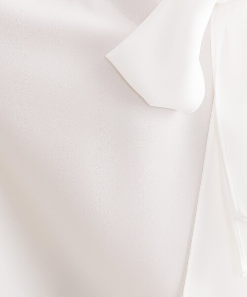 INDIVI（インディヴィ）の「【セレモニー／洗える】ジョーゼットボウタイブラウス（シャツ/ブラウス・レディース・サックスブルー/ライトグレー/ホワイト・15 /13/05/40/38/36/19）」の16枚目の写真