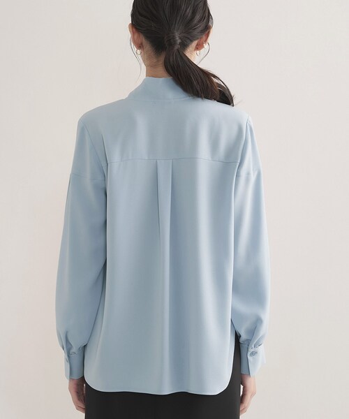 INDIVI（インディヴィ）の「【セレモニー／洗える】ジョーゼットボウタイブラウス（シャツ/ブラウス・レディース・サックスブルー/ライトグレー/ホワイト・15 /13/05/40/38/36/19）」の4枚目の写真