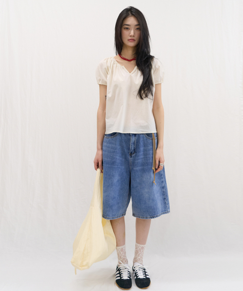 JULIAPEPE（ジュリアペペ）の「Amy Shirring Puff Blouse (Cream)（シャツ/ブラウス・レディース・その他・FREE）」の2枚目の写真