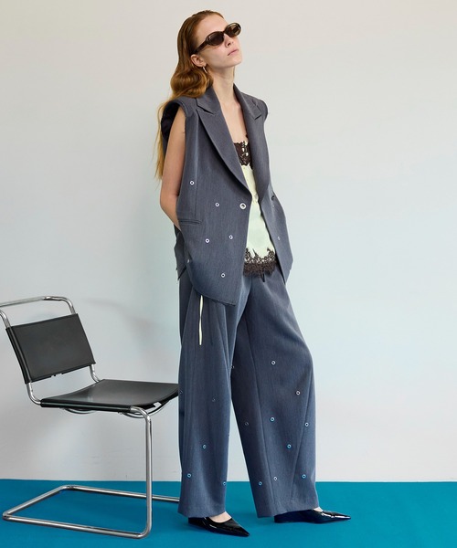 MAISON SPECIAL(メゾンスペシャル)の「Eyelet Tuck Pants/アイレットタックパンツ(その他パンツ・レディース・グレー・38/36)」の9枚目の写真