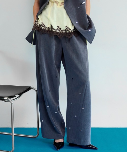 MAISON SPECIAL(メゾンスペシャル)の「Eyelet Tuck Pants/アイレットタックパンツ(その他パンツ・レディース・グレー・38/36)」の13枚目の写真
