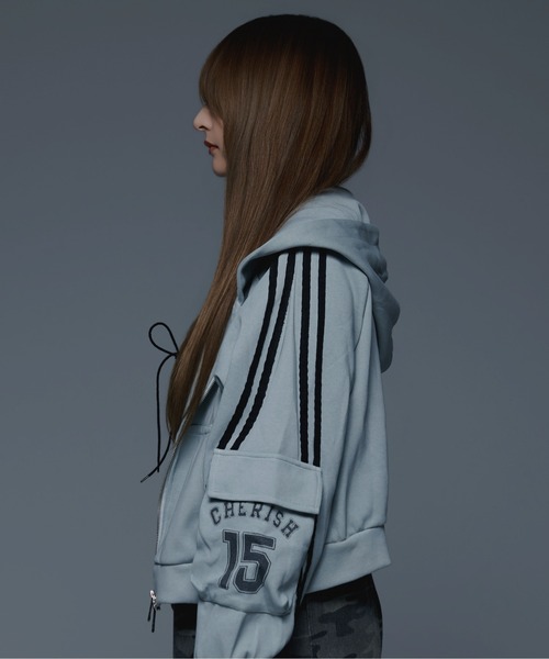 .KOM(ドットコム)の「『.KOM/ドットケーオーエム』ラインデザインジップパーカー【GC】(パーカー・レディース・グレー/ブラック/ベージュ・FREE)」の7枚目の写真