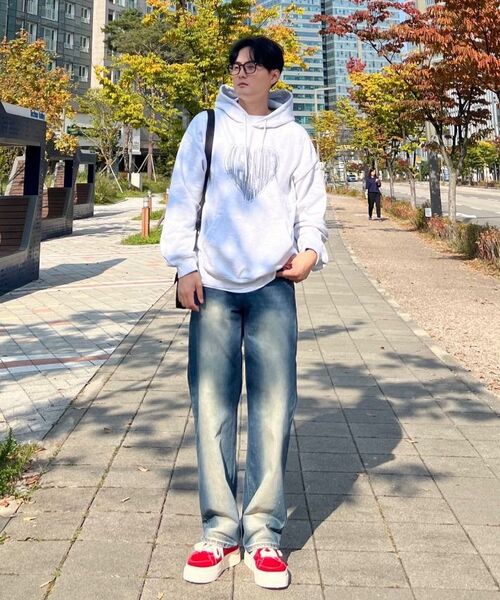 ALEXNAIDEN(アレックスエンエイデン)の「ループハートフードパーカー(ホワイトメランジ)(パーカー・レディース・ライトグレー・SMALL/MEDIUM/LARGE/X-LARGE)」の5枚目の写真