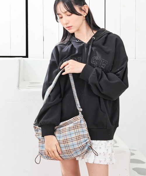 Honeys（ハニーズ）の「柄ドロストミニショルダー（ショルダーバッグ・レディース・ピンク系その他/ブルー系その他3/ホワイト系その他/ブラック×ホワイト・FREE）」の14枚目の写真