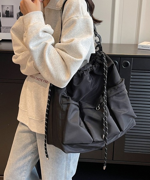 c.u.l(シーユーエル)の「A4収納可 大容量 ナイロン マザーズバッグ ポケットあり ショルダーバッグ cula1365(ショルダーバッグ・レディース・ブラック・FREE)」の10枚目の写真