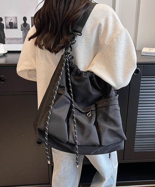 c.u.l(シーユーエル)の「A4収納可 大容量 ナイロン マザーズバッグ ポケットあり ショルダーバッグ cula1365(ショルダーバッグ・レディース・ブラック・FREE)」の15枚目の写真