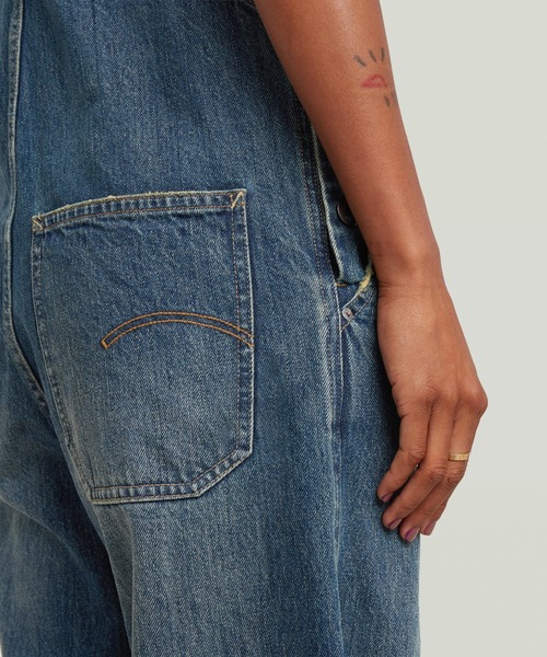 G-STAR(ジースター)の「Straight Leg Dungaree/ワイドストレートデニムサロペット(サロペット/オーバーオール・レディース・インディゴブルー・MEDIUM)」の4枚目の写真