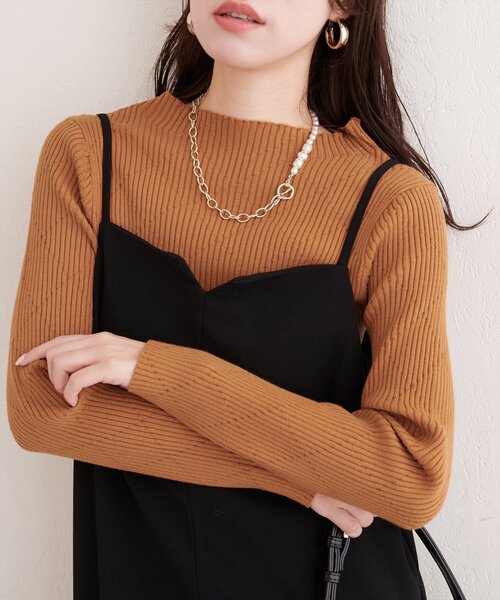 natural couture(ナチュラルクチュール)の「ダイヤ柄プチハイリブニット(ニット/セーター・レディース・オレンジ/イエロー/サックスブルー/ブラック/オフホワイト・FREE)」の5枚目の写真