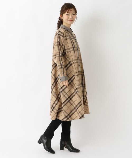 one'sterrace(ワンズテラス)の「綿麻フランネル チェック柄シャツワンピース(ワンピース・レディース・レッド系9/イエロー系9/ダークブラウン系8・02)」の13枚目の写真