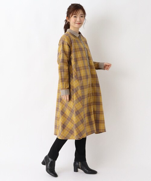 one'sterrace(ワンズテラス)の「綿麻フランネル チェック柄シャツワンピース(ワンピース・レディース・レッド系9/イエロー系9/ダークブラウン系8・02)」の17枚目の写真