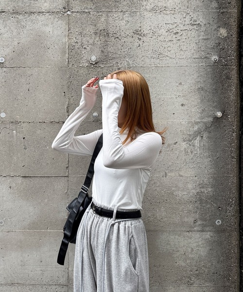 ISOOK（アイスー）の「【ISOOK / アイスー】ベーシックタートルネック / ハイネック 長袖 カットソー インナー Tシャツ シンプルトップス 白 黒 無地 ホワイト ブラック（Tシャツ/カットソー・レディース・ブラック/ホワイト・FREE）」の8枚目の写真
