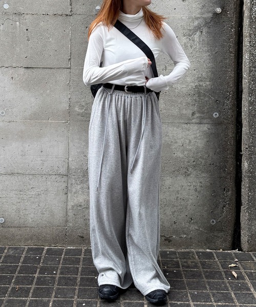 ISOOK（アイスー）の「【ISOOK / アイスー】ベーシックタートルネック / ハイネック 長袖 カットソー インナー Tシャツ シンプルトップス 白 黒 無地 ホワイト ブラック（Tシャツ/カットソー・レディース・ブラック/ホワイト・FREE）」の13枚目の写真