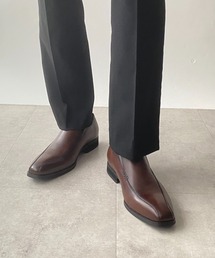 Piedi Nudi（ピエディヌーディ）の「LEON 本革 スリッポン ビジネスシューズ（ドレスシューズ）」