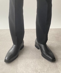 Piedi Nudi（ピエディヌーディ）の「LEON 本革 スリッポン ビジネスシューズ（ドレスシューズ）」