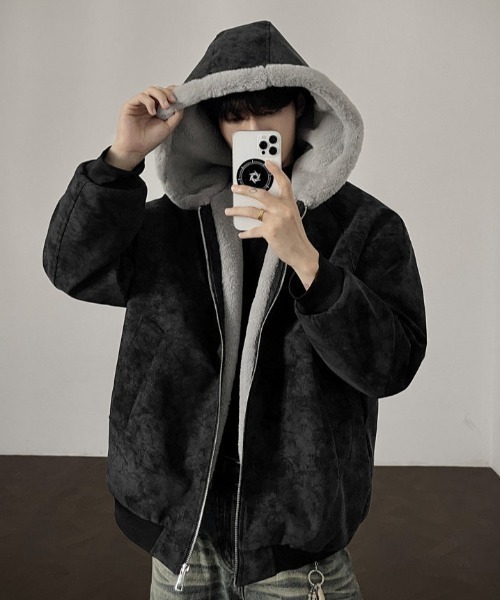 B.R.U（ブル）の「フェイクレザーフーディーブルゾン（ブルゾン・メンズ・ベージュ/ブラック系その他・FREE）」の2枚目の写真