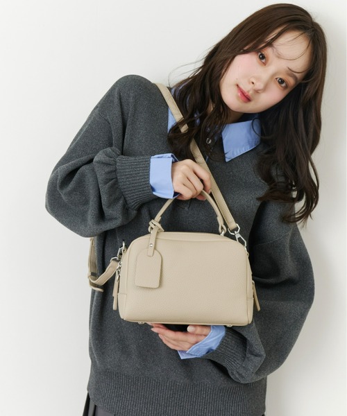 Olu.（オルドット）の「ダブルジップボストンバッグ（ボストンバッグ・レディース・グレイッシュベージュ/ブラック/アイボリー・FREE）」の7枚目の写真