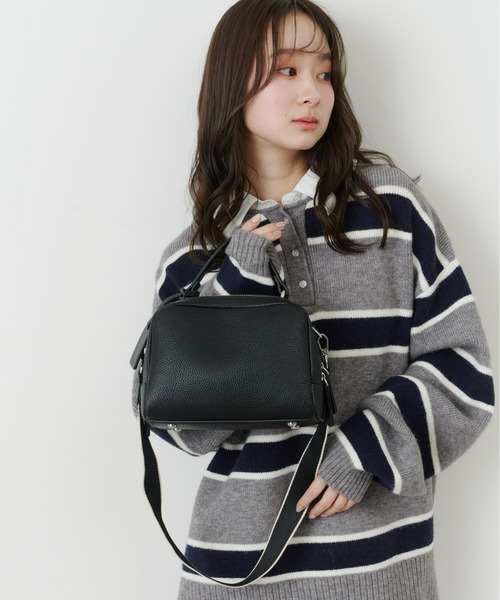 Olu.（オルドット）の「ダブルジップボストンバッグ（ボストンバッグ・レディース・グレイッシュベージュ/ブラック/アイボリー・FREE）」の15枚目の写真