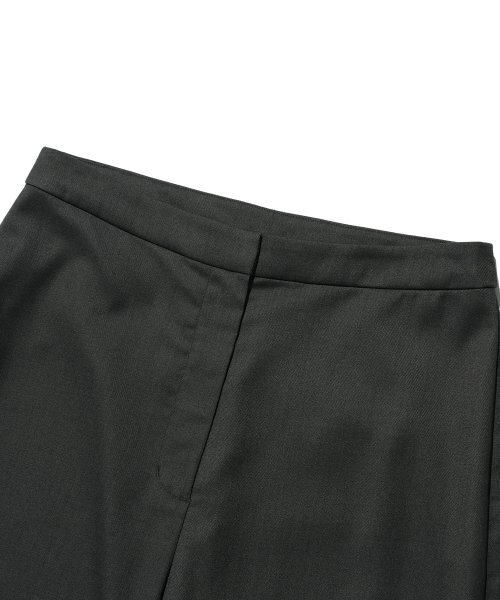 NICE GHOST CLUB(ナイスゴーストクラブ)の「FFATS PLEATS LAYERED SKIRT PANTS_GREY(NG2ESUPA92A)(その他パンツ・レディース・グレー・S/M)」の11枚目の写真