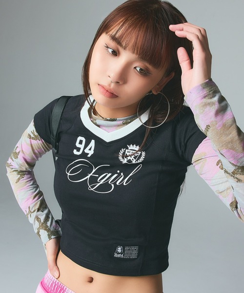 X-girl（エックスガール）の「STUDDED NUMBER S/S BABY TEE（Tシャツ/カットソー・レディース・ブラック/ホワイト/ライトグリーン・S/M）」の3枚目の写真