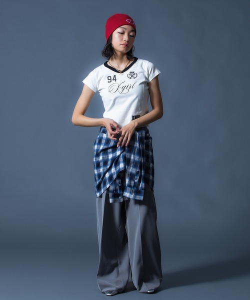 X-girl（エックスガール）の「STUDDED NUMBER S/S BABY TEE（Tシャツ/カットソー・レディース・ブラック/ホワイト/ライトグリーン・S/M）」の18枚目の写真