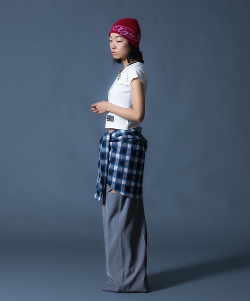 X-girl（エックスガール）の「STUDDED NUMBER S/S BABY TEE（Tシャツ/カットソー・レディース・ブラック/ホワイト/ライトグリーン・S/M）」の19枚目の写真