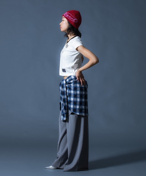 X-girl（エックスガール）の「STUDDED NUMBER S/S BABY TEE（Tシャツ/カットソー・レディース・ブラック/ホワイト/ライトグリーン・S/M）」の20枚目の写真