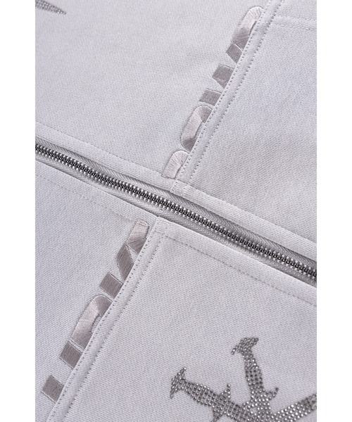 UNKNOWN LONDON(アンノウン・ロンドン)の「ジップフーディ|Dagger Cross Rhinestone Zip Hoodie|Unknown London(パーカー・メンズ・ブラック/グレー・MEDIUM/SMALL/X-LARGE/LARGE)」の6枚目の写真