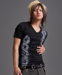 FUGA（フーガ）の「『FUGA/フーガ』パイソンプリントVネックTシャツ（Tシャツ/カットソー）」